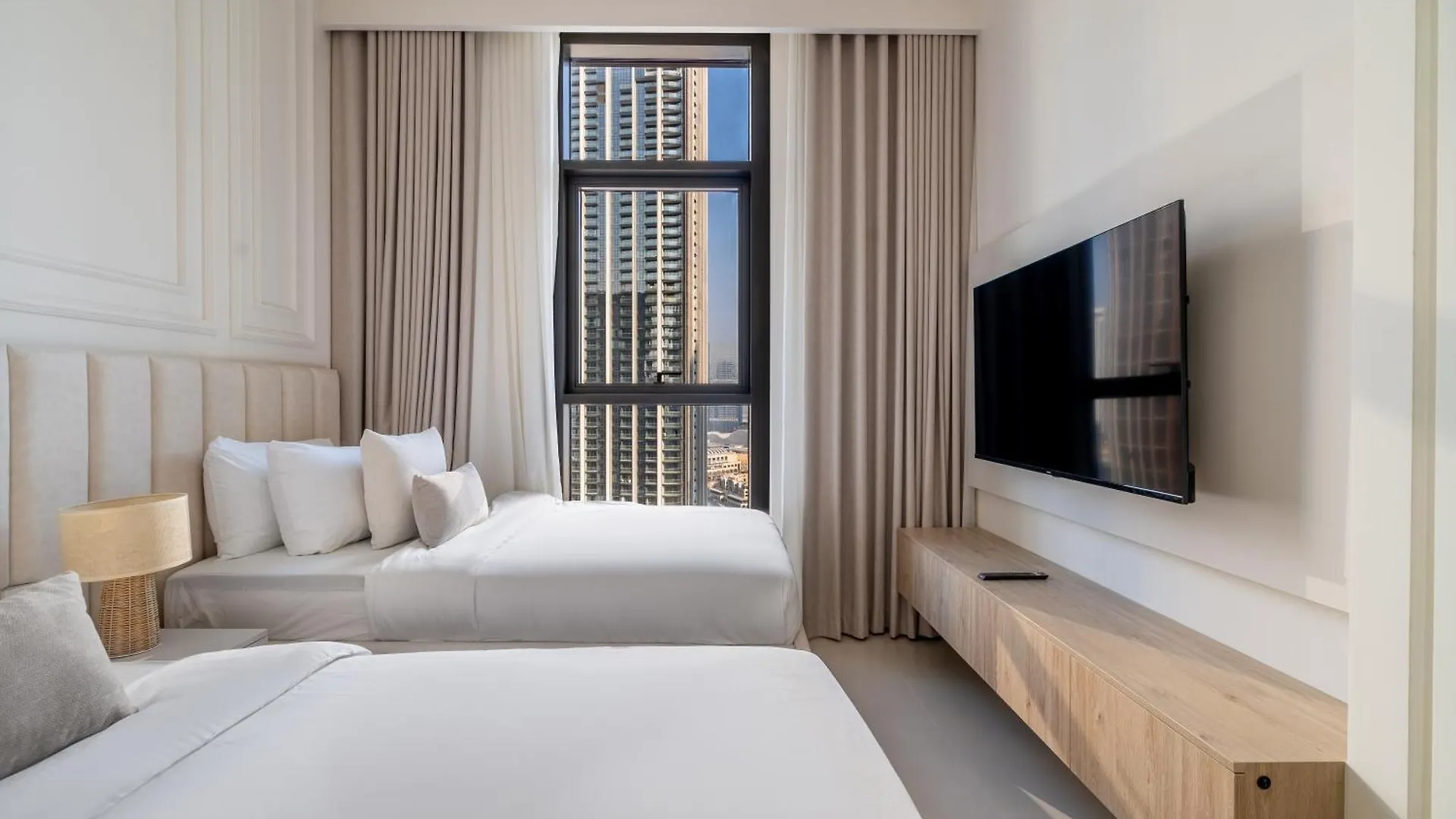 Burj Khalifa Panorama 3-Min Walk To Dubai Mall 0*,  United Arab Emirates